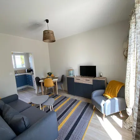 « heures Claires » De Charme Avec Parking 度假居 *